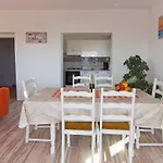 Nella Apartmán
