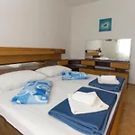 Nella * Zadar