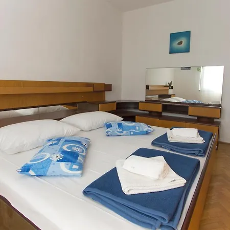 Nella * Zadar